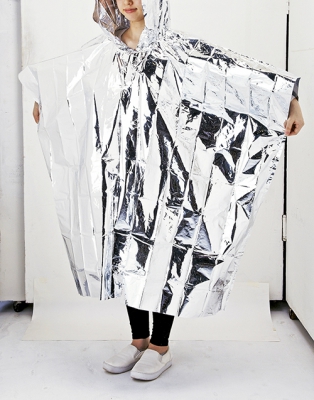 アルミポンチョ（ポーチ入）