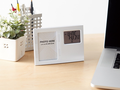 デジタルクロック（フォトフレーム付）